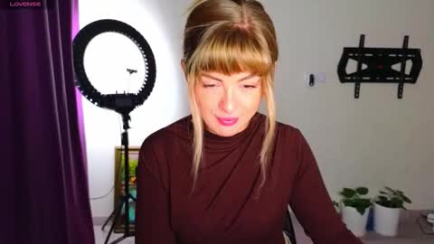 Snapshot of _comefeelme_ chatting on 01.15.26 D online show from 01.15.26