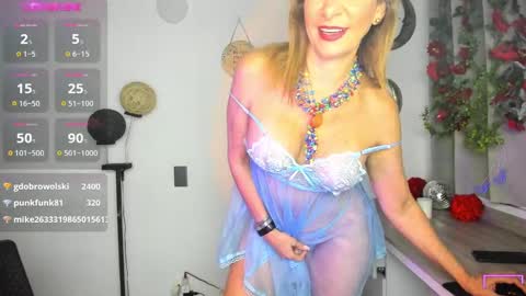  cristal ayala online show from 03.10.25