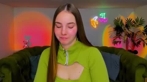 Erika online show from 11.22.25