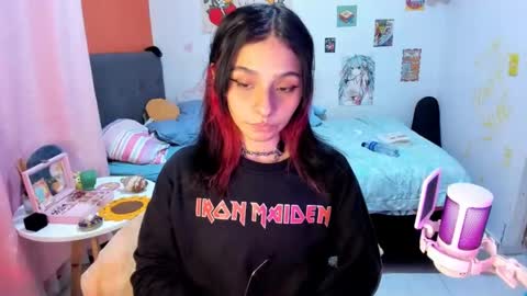 Snapshot of _dayanne_ chatting on 12.31.24 Pao online show from 12.31.24