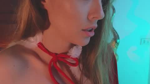 DemiDee online show from 12.20.24