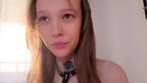 DemiDee online show from 07.11.26