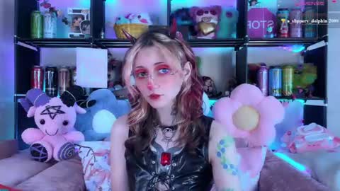 Snapshot of _devilbaby chatting on 06.11.26 Kate online show from 06.11.26