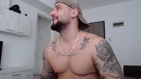 Snapshot of _dylangreen chatting on 12.13.24 Dylan online show from 12.13.24