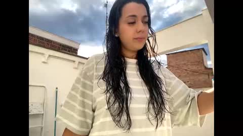 Snapshot of _elena_barra chatting on 03.10.25 elena barra online show from 03.10.25