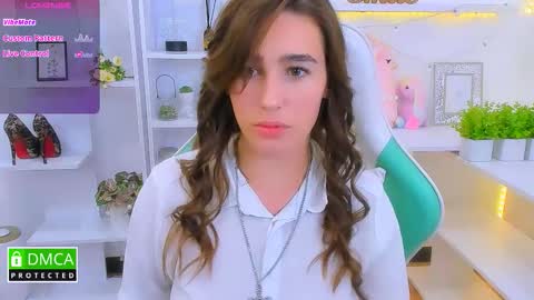 Lizzy  online show from 09.14.25