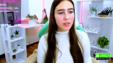 Snapshot of _eliizabeth__ chatting on 02.04.26 Lizzy online show from 02.04.26