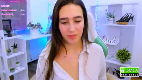 Snapshot of _eliizabeth__ chatting on 02.05.26 Lizzy online show from 02.05.26