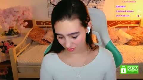 Snapshot of _eliizabeth__ chatting on 02.18.26 Lizzy online show from 02.18.26