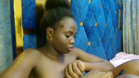 Elinah online show from 12.01.25