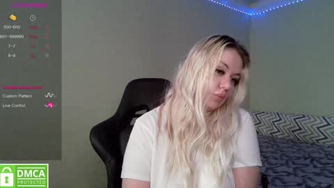 chloue and Gretta online show from 01.21.25