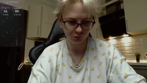 Snapshot of _elven_dreams__ chatting on 07.02.26 chloue and Gretta online show from 07.02.26