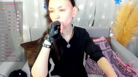 _emily__strike_ online show from 12.30.24