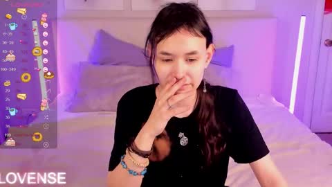 Snapshot of _emily__strike_ chatting on 01.19.26 _emily__strike_ online show from 01.19.26