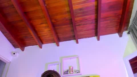 Isabella online show from 01.10.25