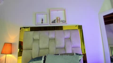 Isabella online show from 01.27.25