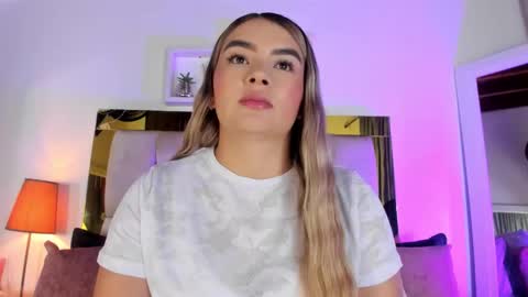 Isabella online show from 10.08.25