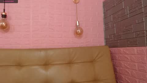 Snapshot of _emma_diamond_ chatting on 01.13.25 Emma online show from 01.13.25