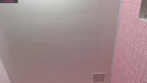 Snapshot of _emma_diamond_ chatting on 01.14.25 Emma online show from 01.14.25