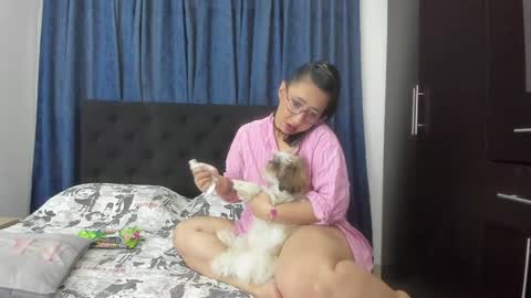 Emma online show from 01.03.25