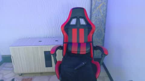 Snapshot of _emmaa_harper chatting on 10.14.25 Emmaa Harper3 online show from 10.14.25