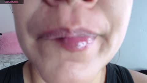 Snapshot of _emyligrey chatting on 12.31.24 Emily Valencia online show from 12.31.24