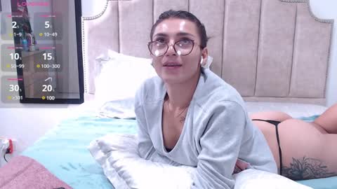  Erica Vanderhill  online show from 02.17.25