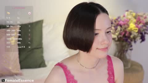 Essie  online show from 12.02.24