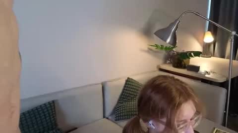 Snapshot of _fieryflash_ chatting on 10.08.25 Lola 3 online show from 10.08.25