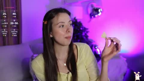 Snapshot of _fluffybunny_ chatting on 02.21.25 Goldy Grace online show from 02.21.25