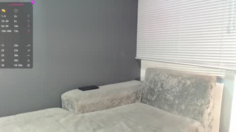 Laura  Juan online show from 02.06.25