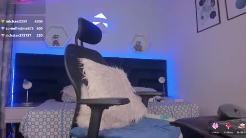 Gia Rose online show from 02.11.25