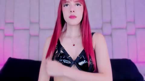 Snapshot of _gigidoll_ chatting on 11.13.25 Gigi online show from 11.13.25