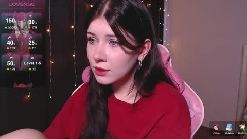 Tori online show from 02.14.25