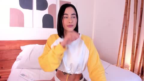 Hanna johnson online show from 01.01.25