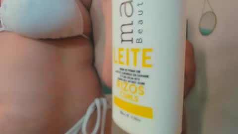 Snapshot of _hells_bells chatting on 03.12.25 Sam and MIke online show from 03.12.25