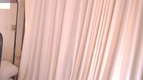 Bee. online show from 02.25.26