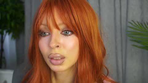 Snapshot of _honeymoney chatting on 03.14.26 Lana online show from 03.14.26