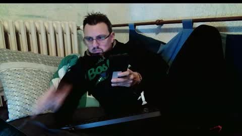 Manuel online show from 01.06.26