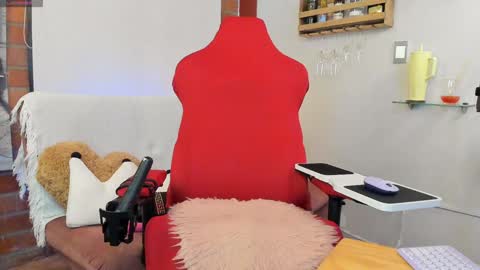 _hottie__ online show from 02.06.25