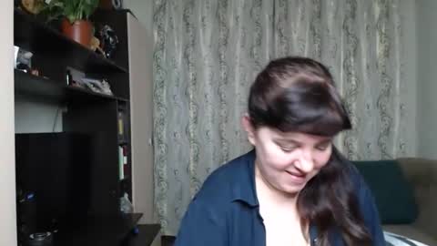 Snapshot of _illusion_ chatting on 11.25.25 Illusion online show from 11.25.25