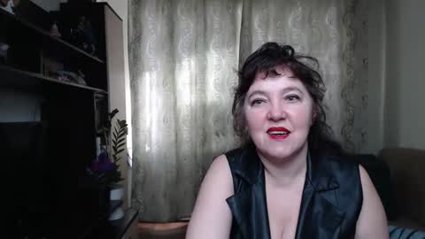 Snapshot of _illusion_ chatting on 02.18.26 Illusion online show from 02.18.26