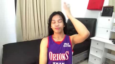 yanie online show from 03.05.26