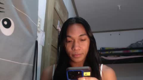 Snapshot of _iwantyourx chatting on 09.08.25 KIA online show from 09.08.25