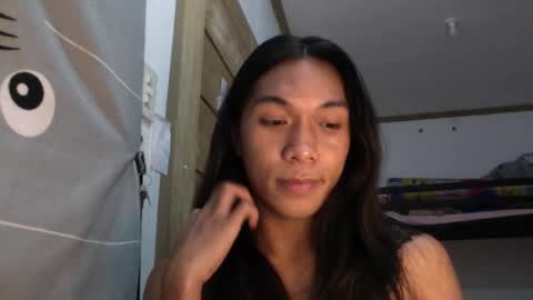 Snapshot of _iwantyourx chatting on 09.10.25 KIA online show from 09.10.25