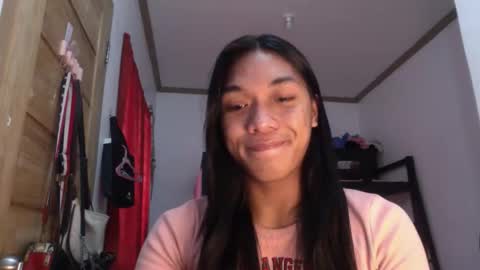 Snapshot of _iwantyourx chatting on 09.17.25 KIA online show from 09.17.25