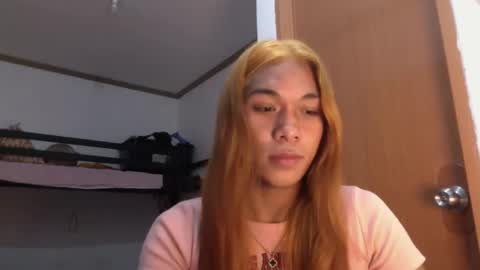 Snapshot of _iwantyourx chatting on 10.04.25 KIA online show from 10.04.25