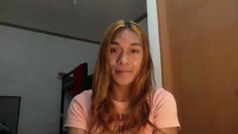 Snapshot of _iwantyourx chatting on 11.04.25 KIA online show from 11.04.25