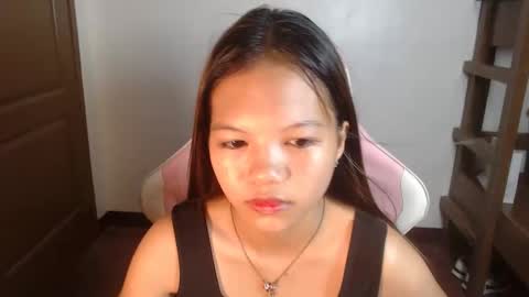 Snapshot of _jennn chatting on 05.08.26 Jen online show from 05.08.26