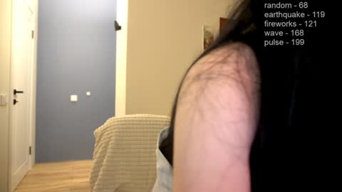 Snapshot of _jikey_ chatting on 09.08.25 Jaki online show from 09.08.25